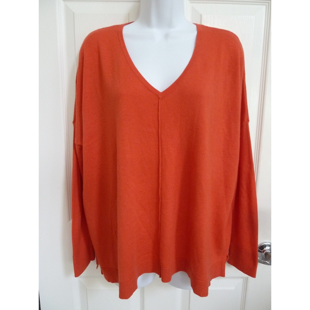 LOFT Long Drop Shoulder Sleeve Over-Sized Sweater Top Size 8-10 Med. V-Neck